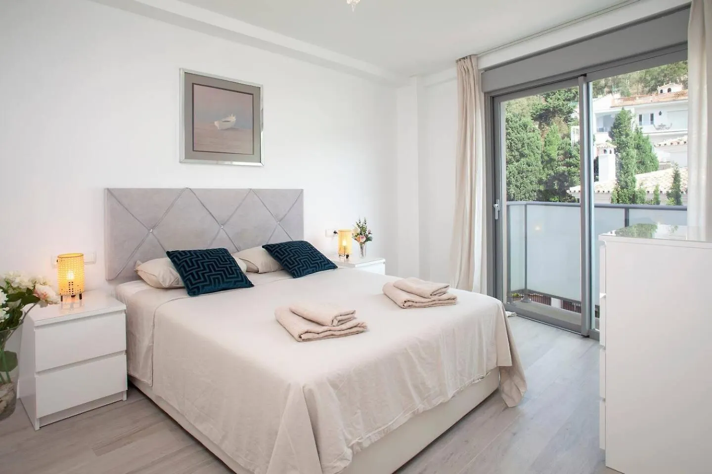 Modern New Apartment In 미하스 스페인