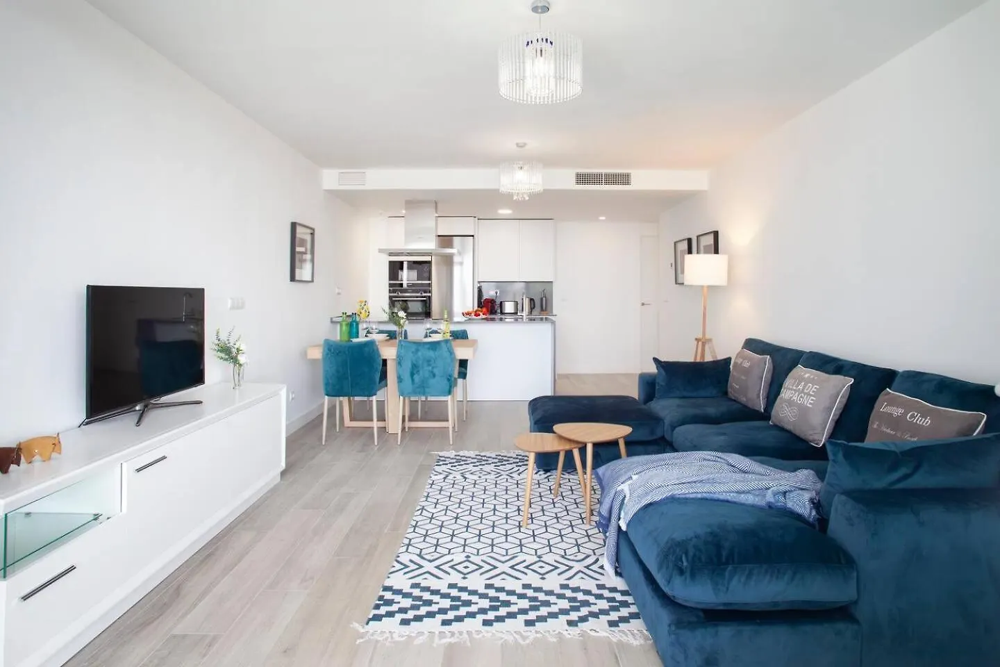 Modern New Apartment In Mijas 0*,